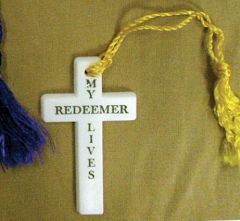 Luminous Cross with tassel - Reedemer Lives! 